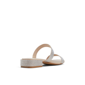 Leaah  /  Heeled Sandals