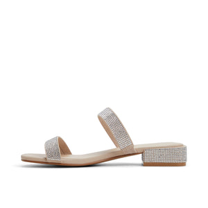 Leaah  /  Heeled Sandals