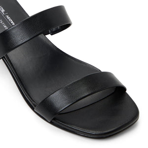 Leaah  /  Heeled Sandals