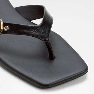 Leonnia / Flat Sandals