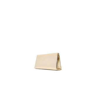 Leticiaa / Clutch