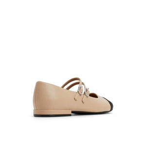 Libbi  /  Ballerinas & Mary Janes