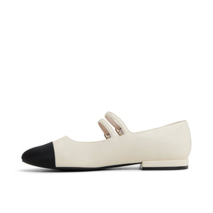 Libbi  /  Ballerinas & Mary Janes