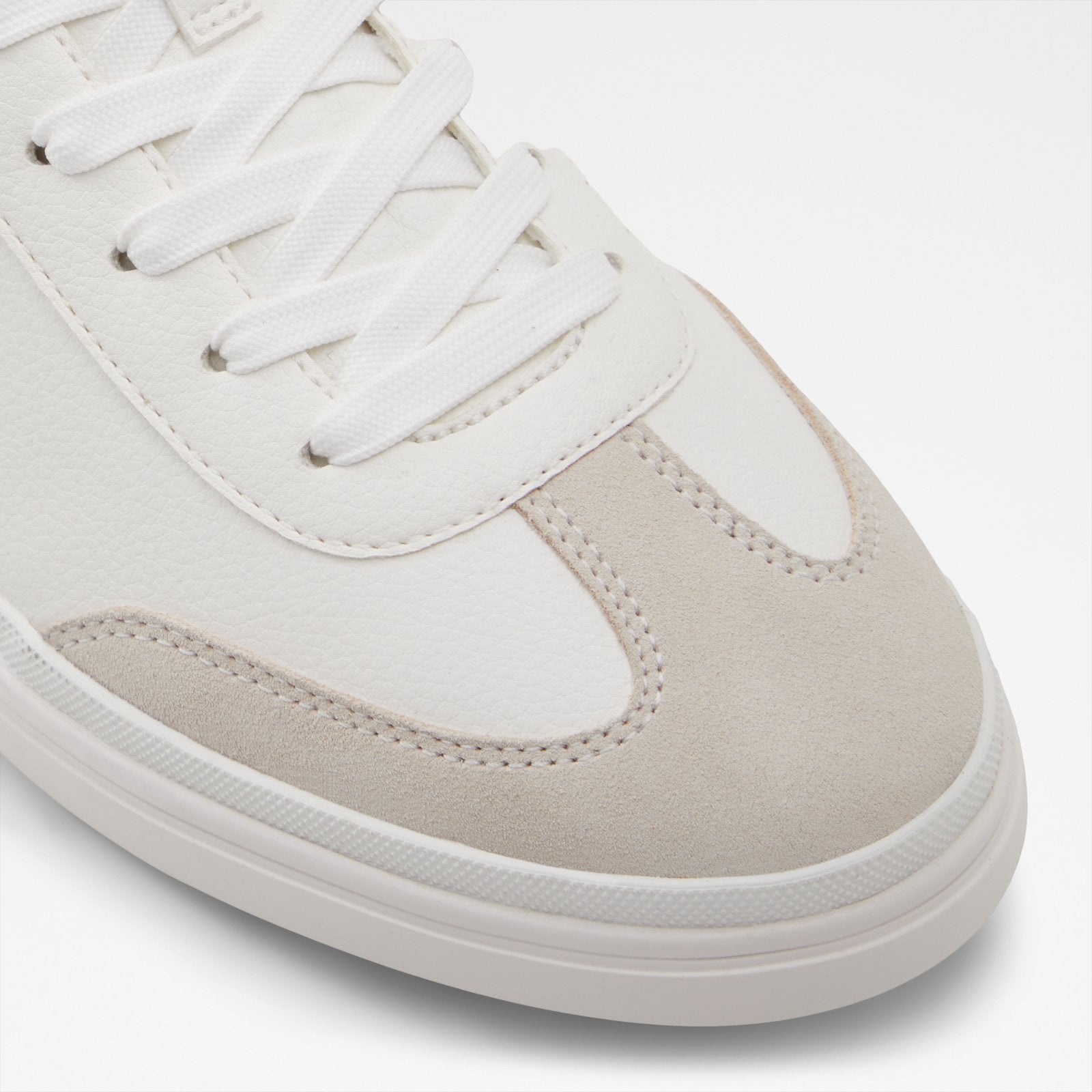 Lido / Sneakers