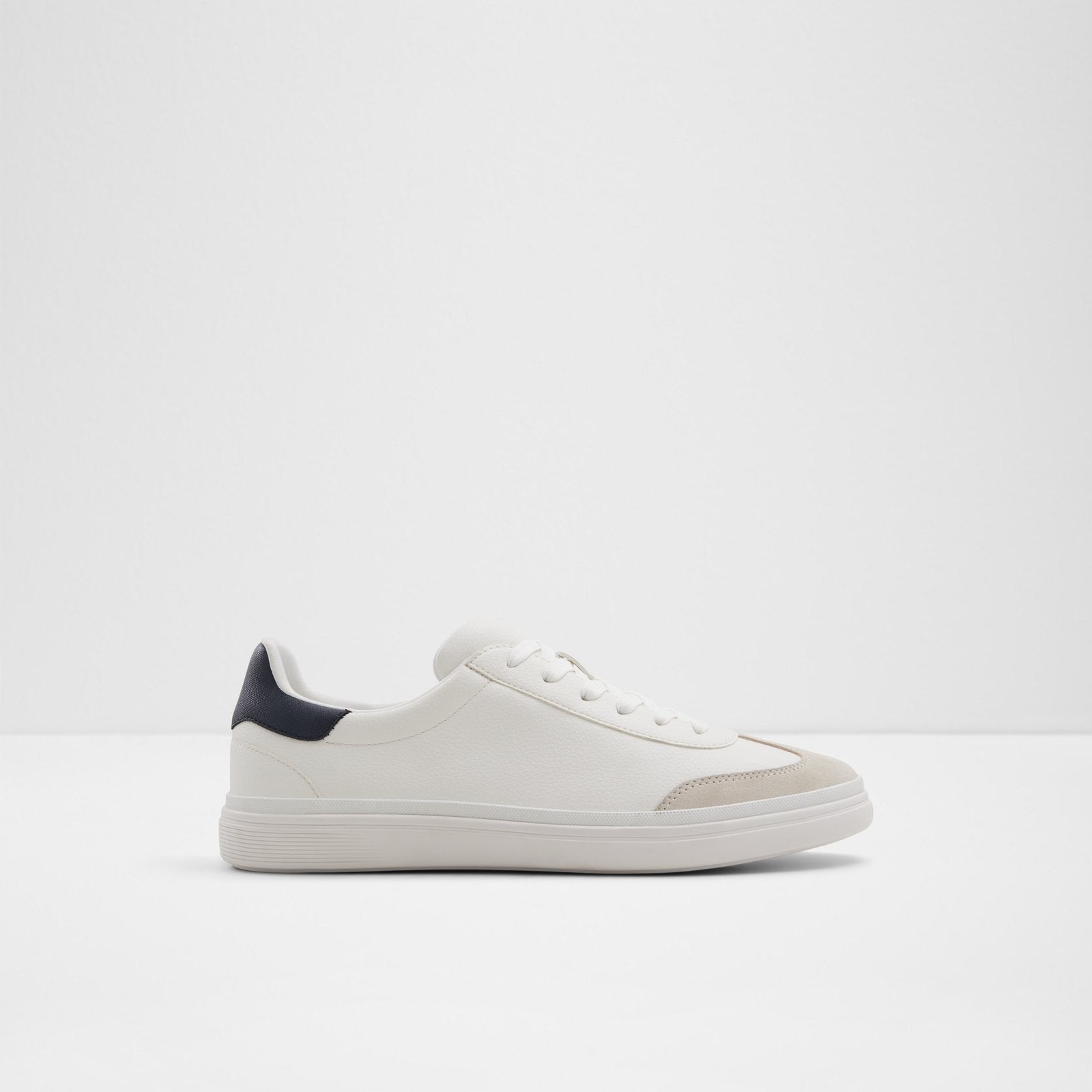 Lido / Sneakers
