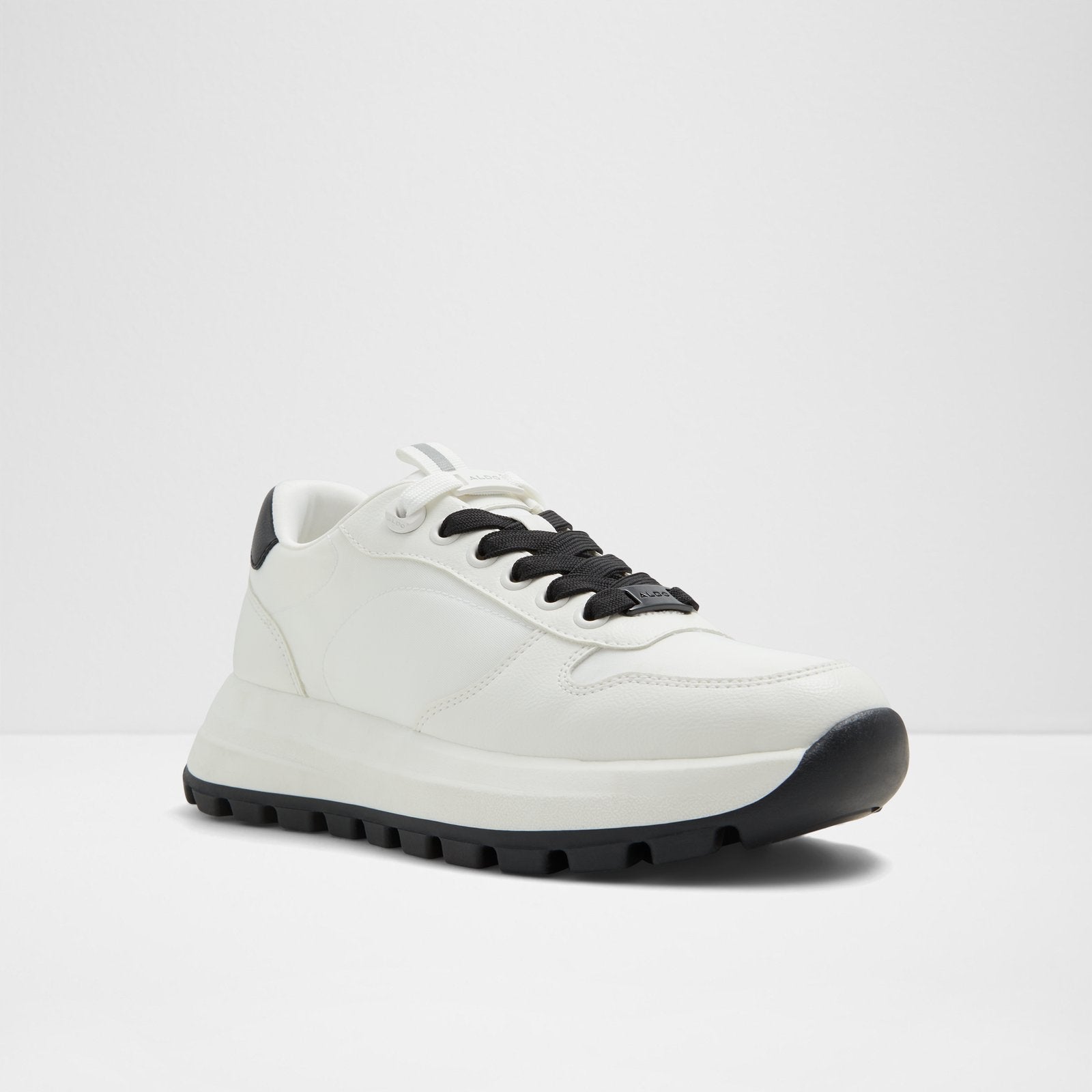 Lisette / Sneakers