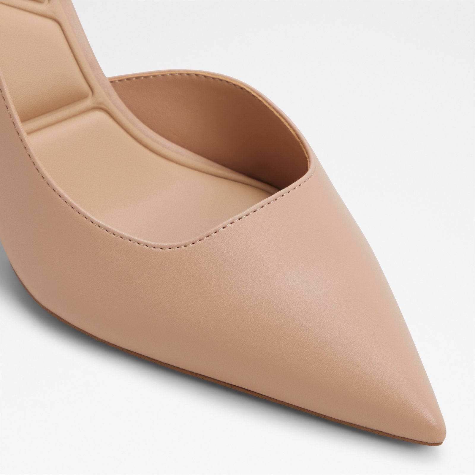 Livianna / Heeled Shoes
