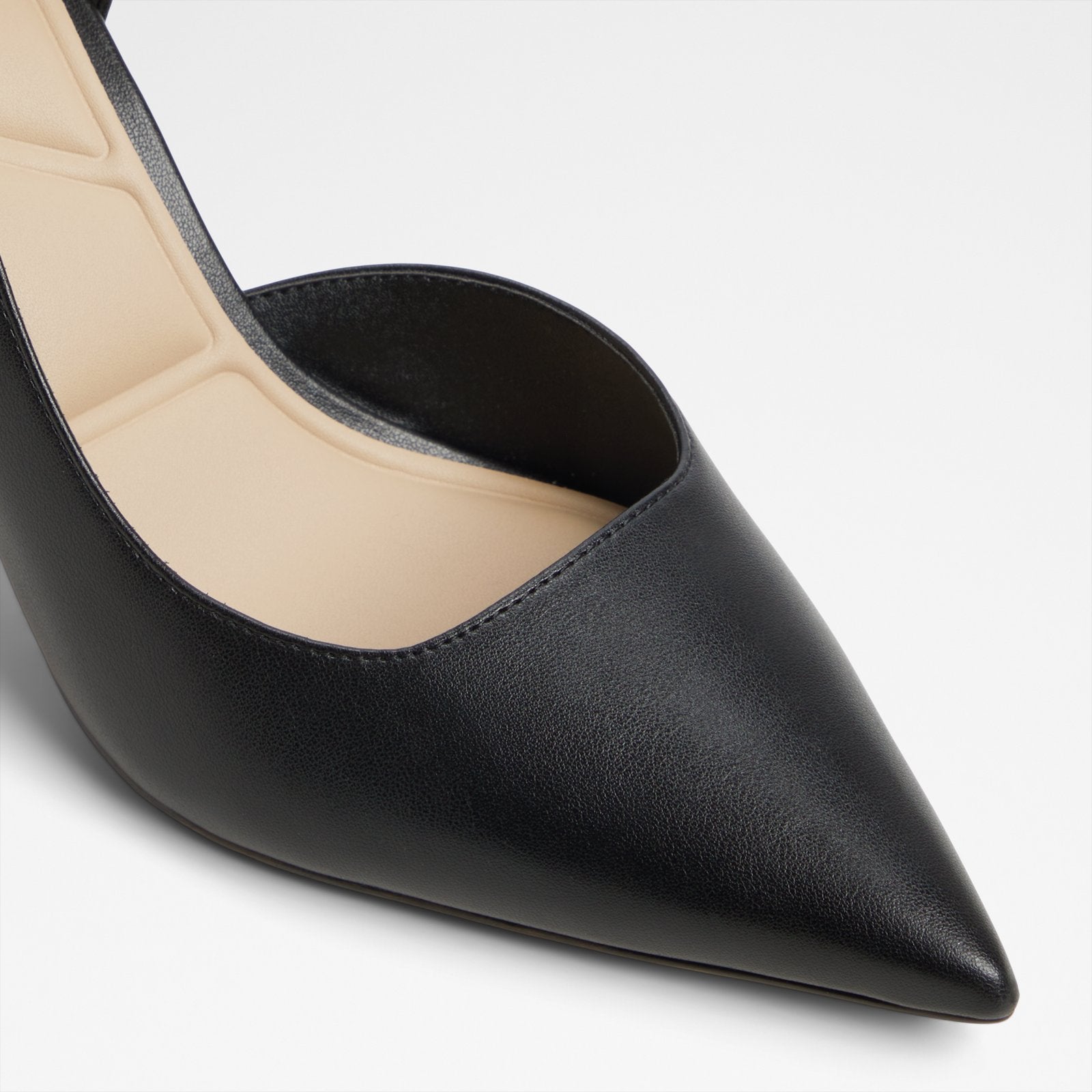 Livianna / Heeled Shoes