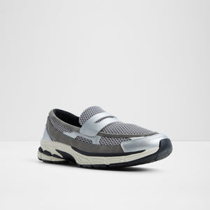 Loafersnkr / أحذية رياضية