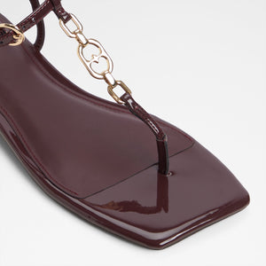 Lorenza / Flat Sandals