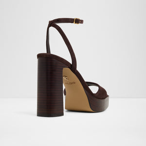 Lothon / Heeled Sandals