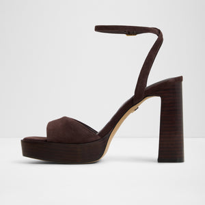 Lothon / Heeled Sandals
