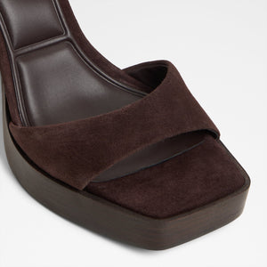 Lothon / Heeled Sandals
