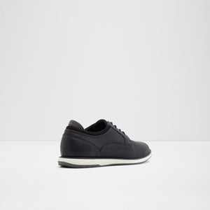 Luca / Sneakers