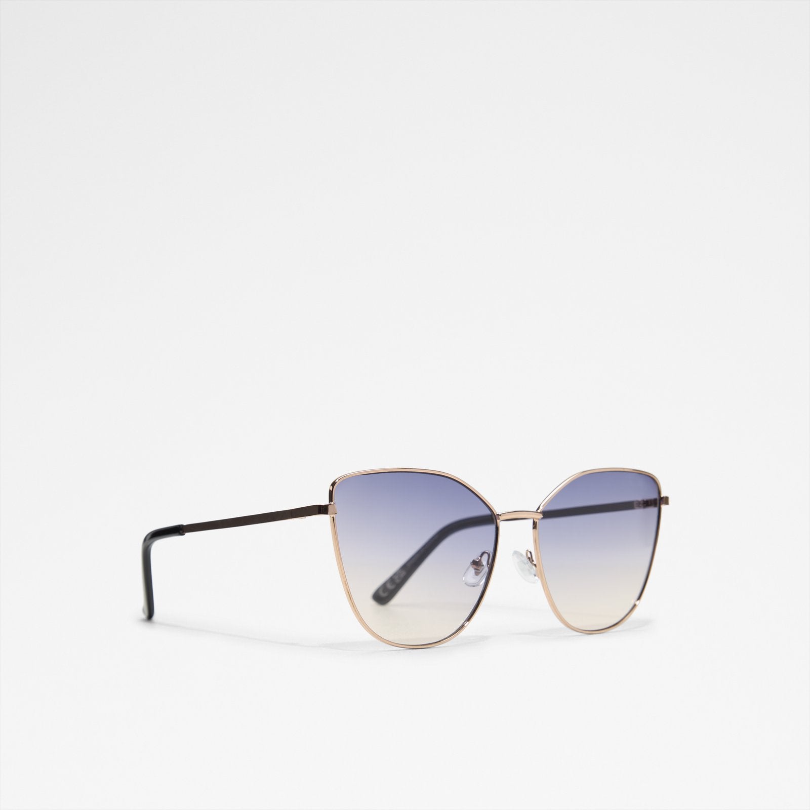 Lukian / Accessories