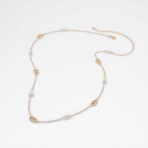 Lunas / قلادات