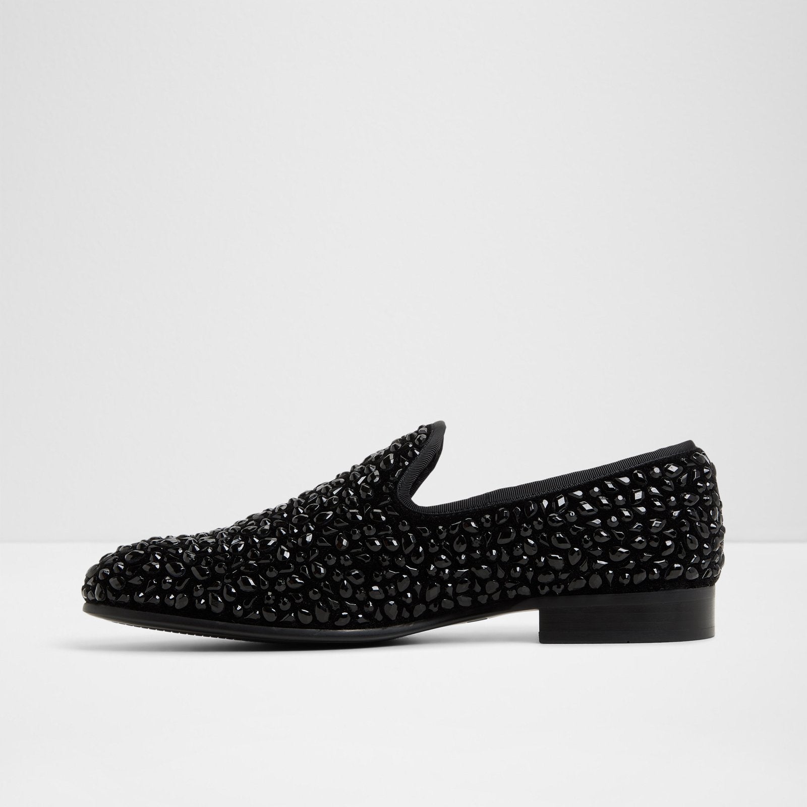 Lux / Slip Ons