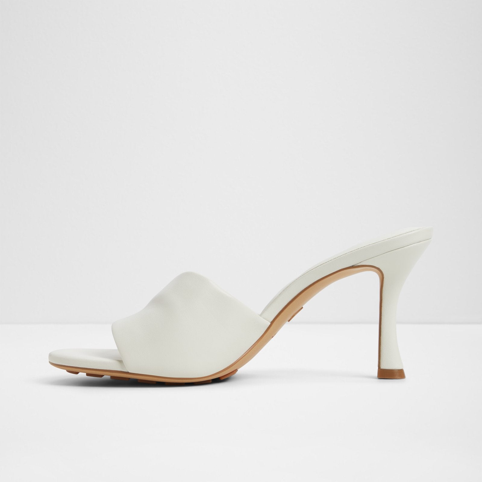 Lyhanna / Heeled Sandals