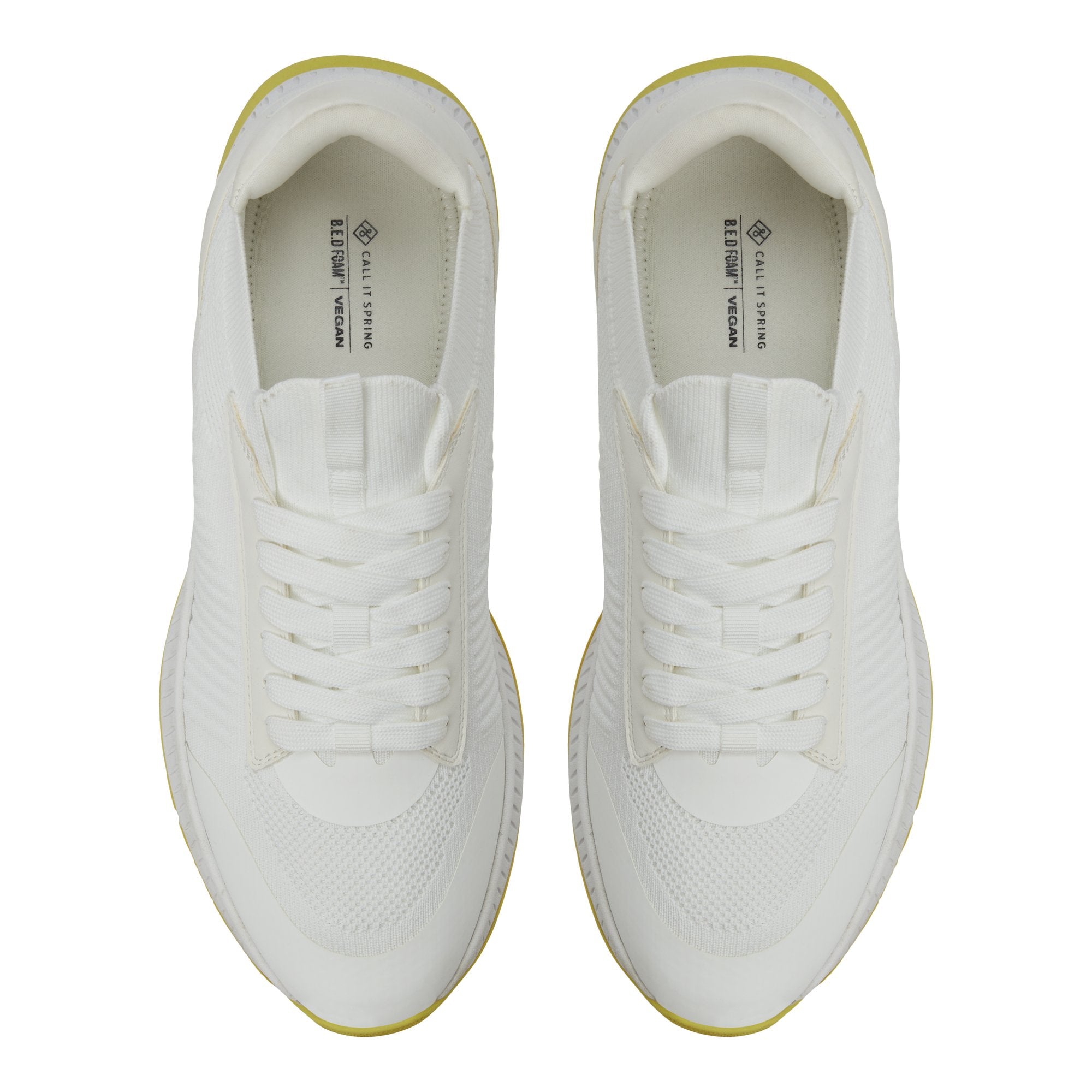 Macan  /  Sneakers