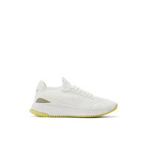 Macan  /  Sneakers