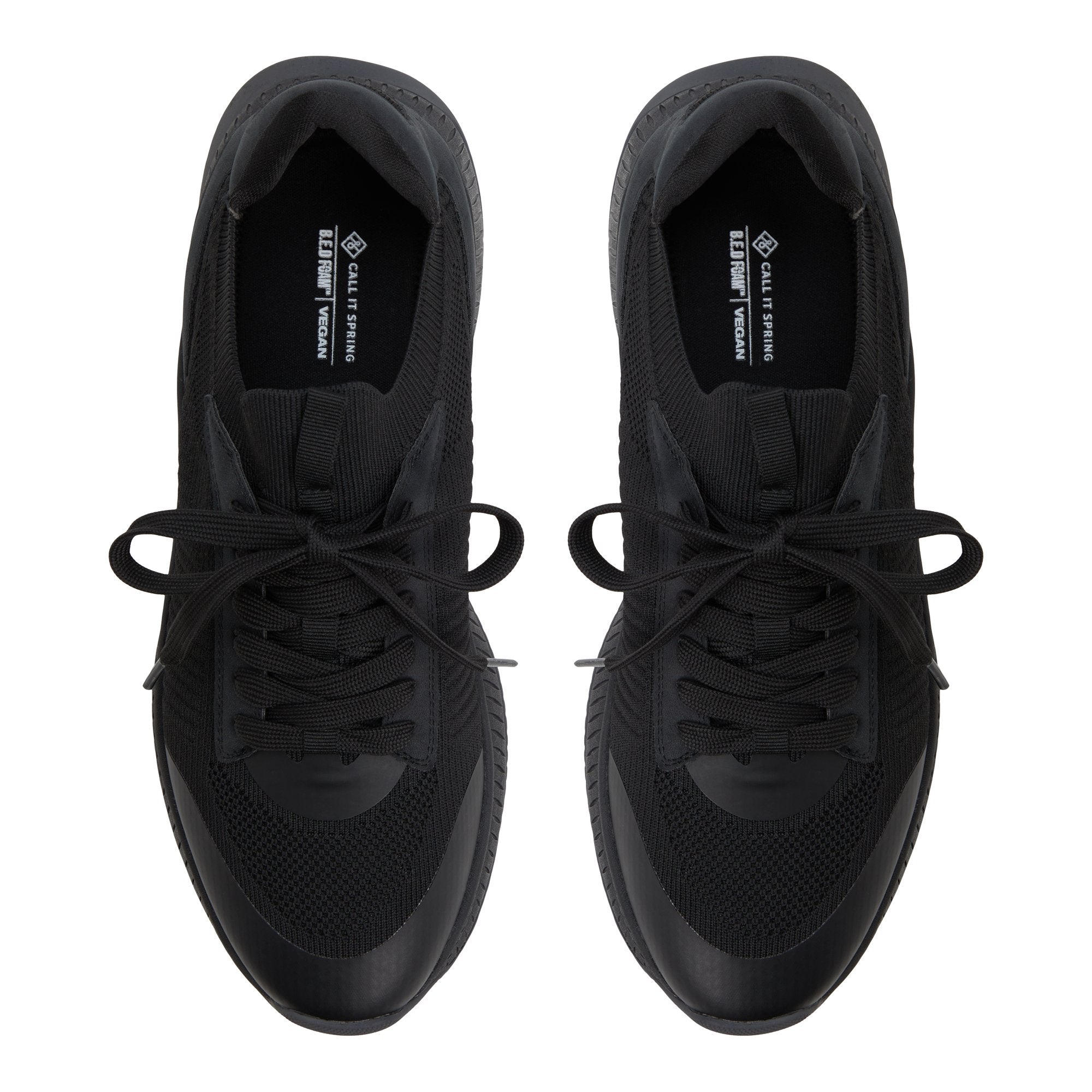 Macan  /  Sneakers