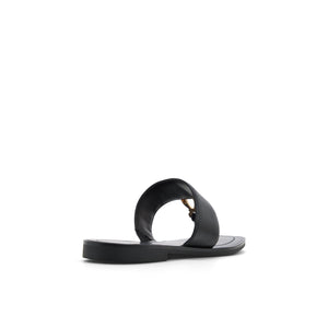 Madaline / Flat Sandals