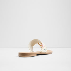 Madaline / Flat Sandals