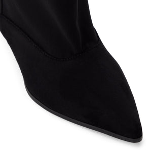 Madhia / Knee-High Boots