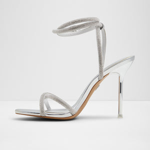 Manaelden / Heeled Sandals