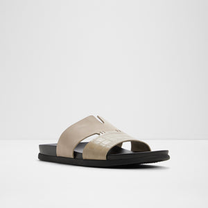 Marcelo / Flat Sandals