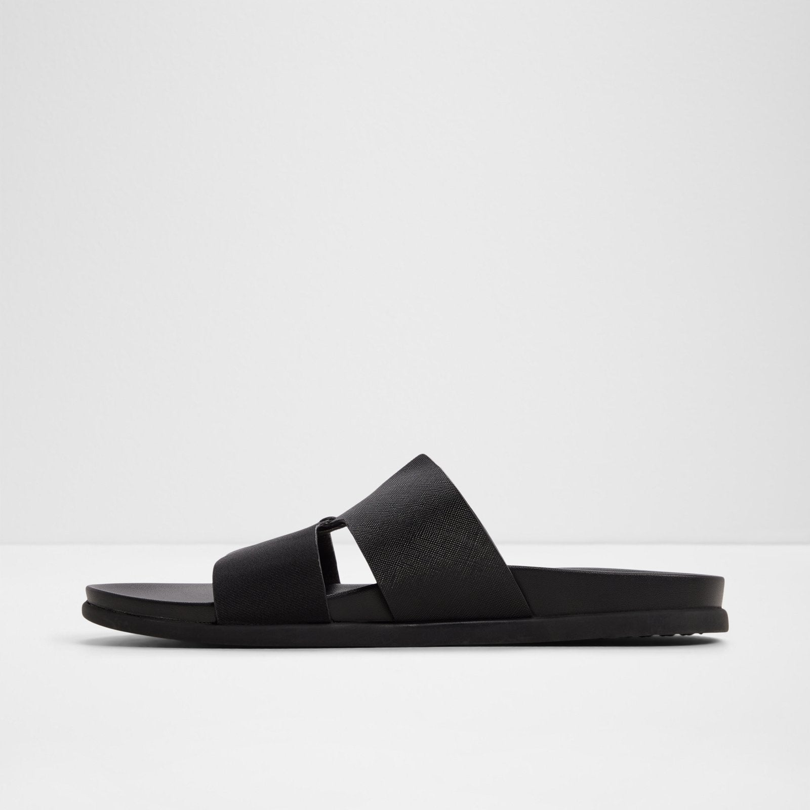 Marcelo / Flat Sandals