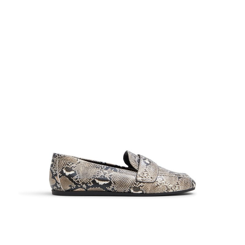 Marciaa / Loafers