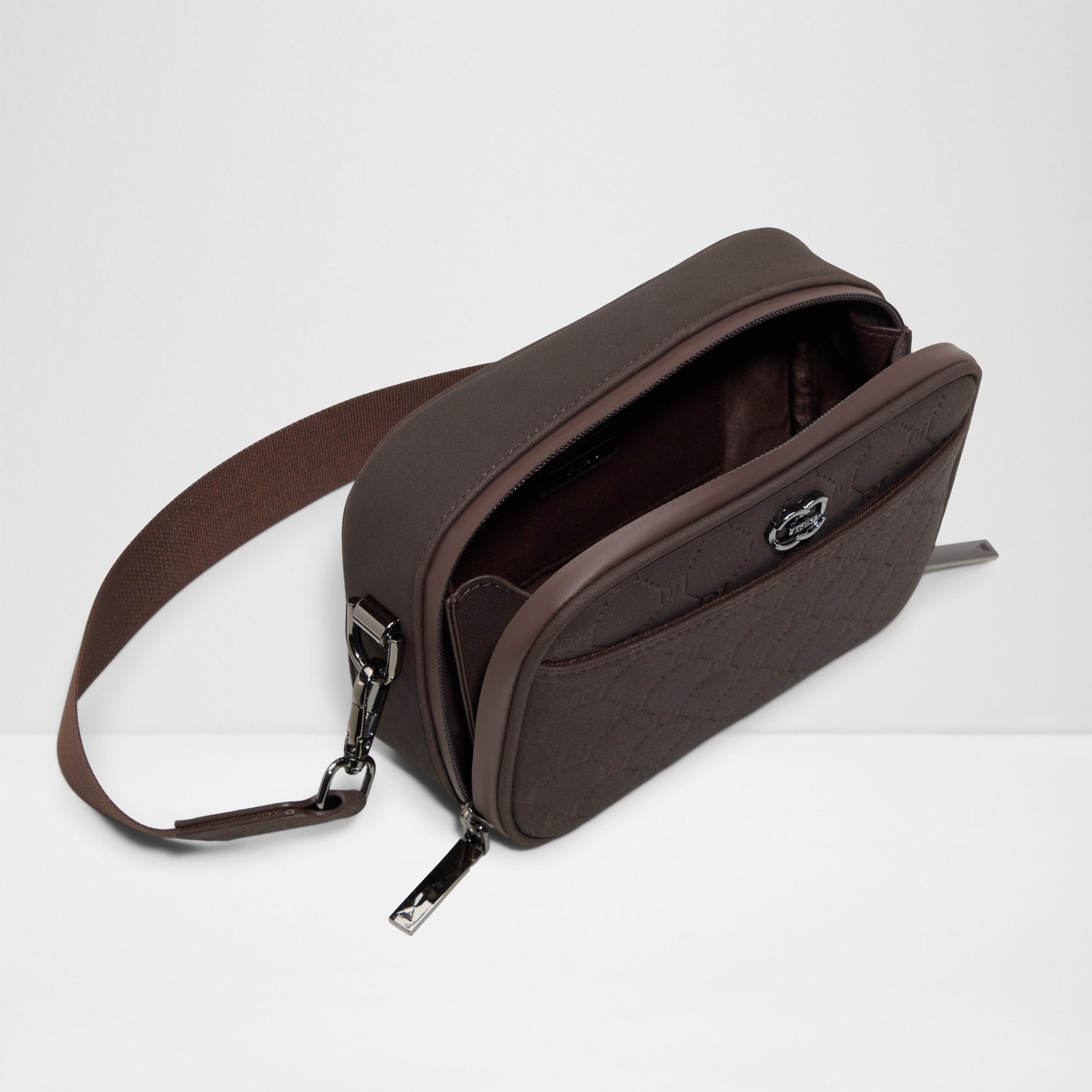 Marckus / Cross Body