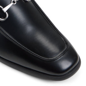 Marner  /  Loafers