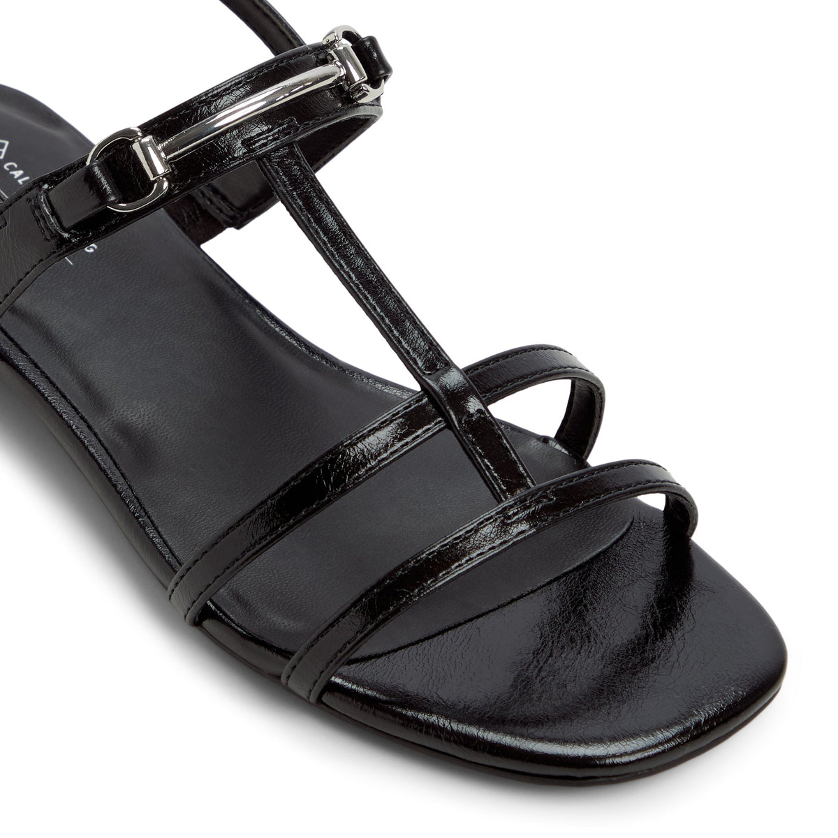 Mattea  /  Flat Sandals