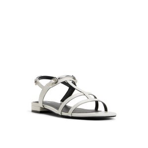 Mattea  /  Flat Sandals