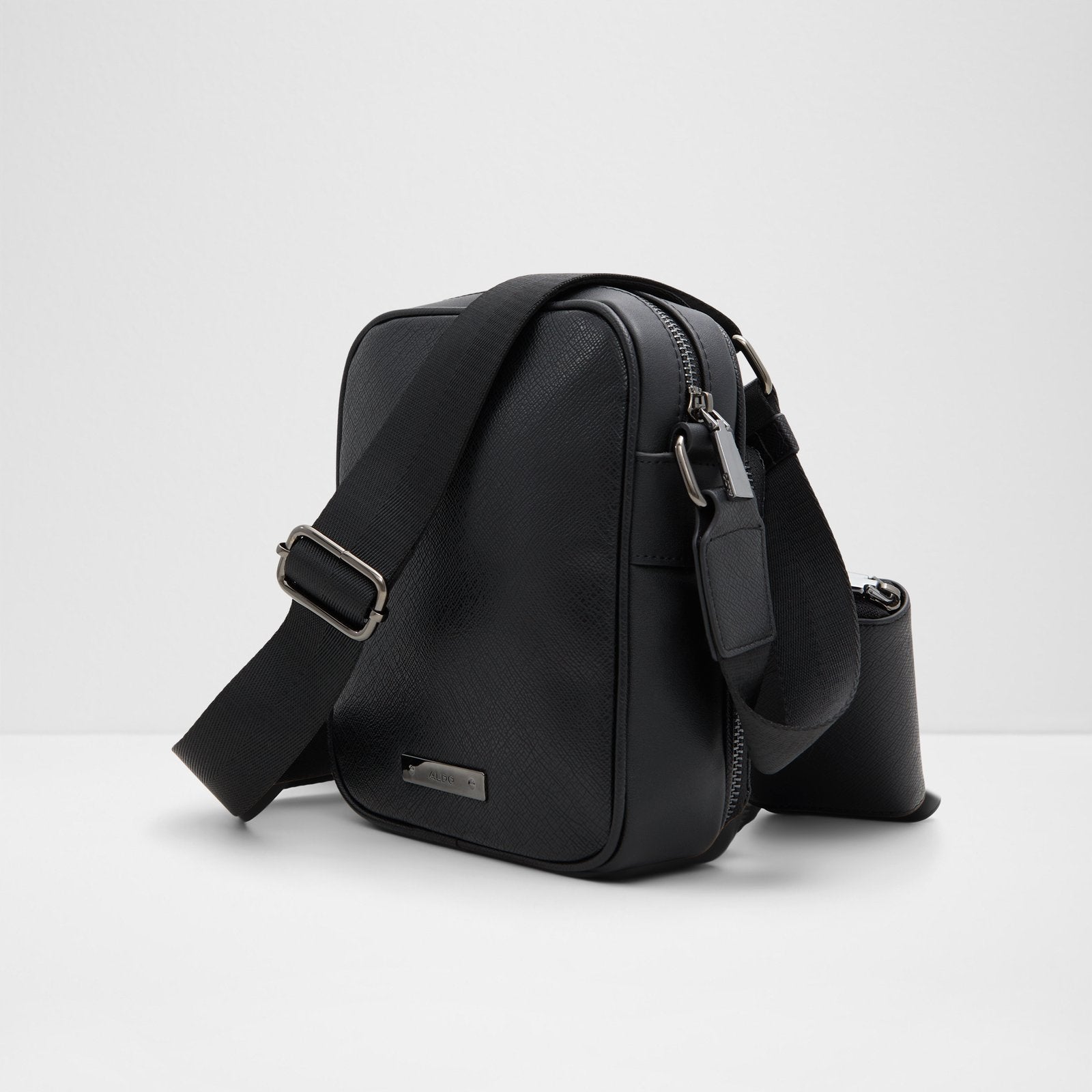 Maximilian / Cross Body