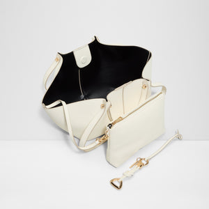 Meava / Satchel