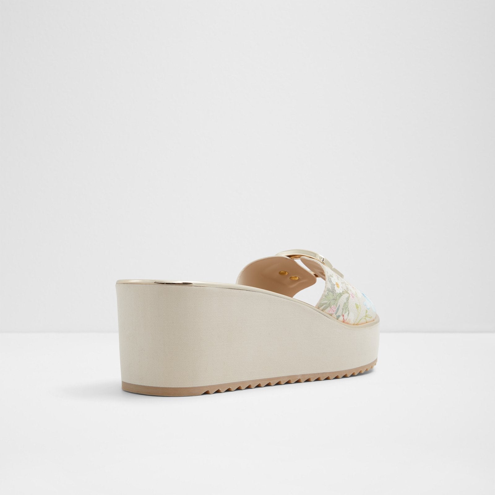 Menhaden / Beach Sandals