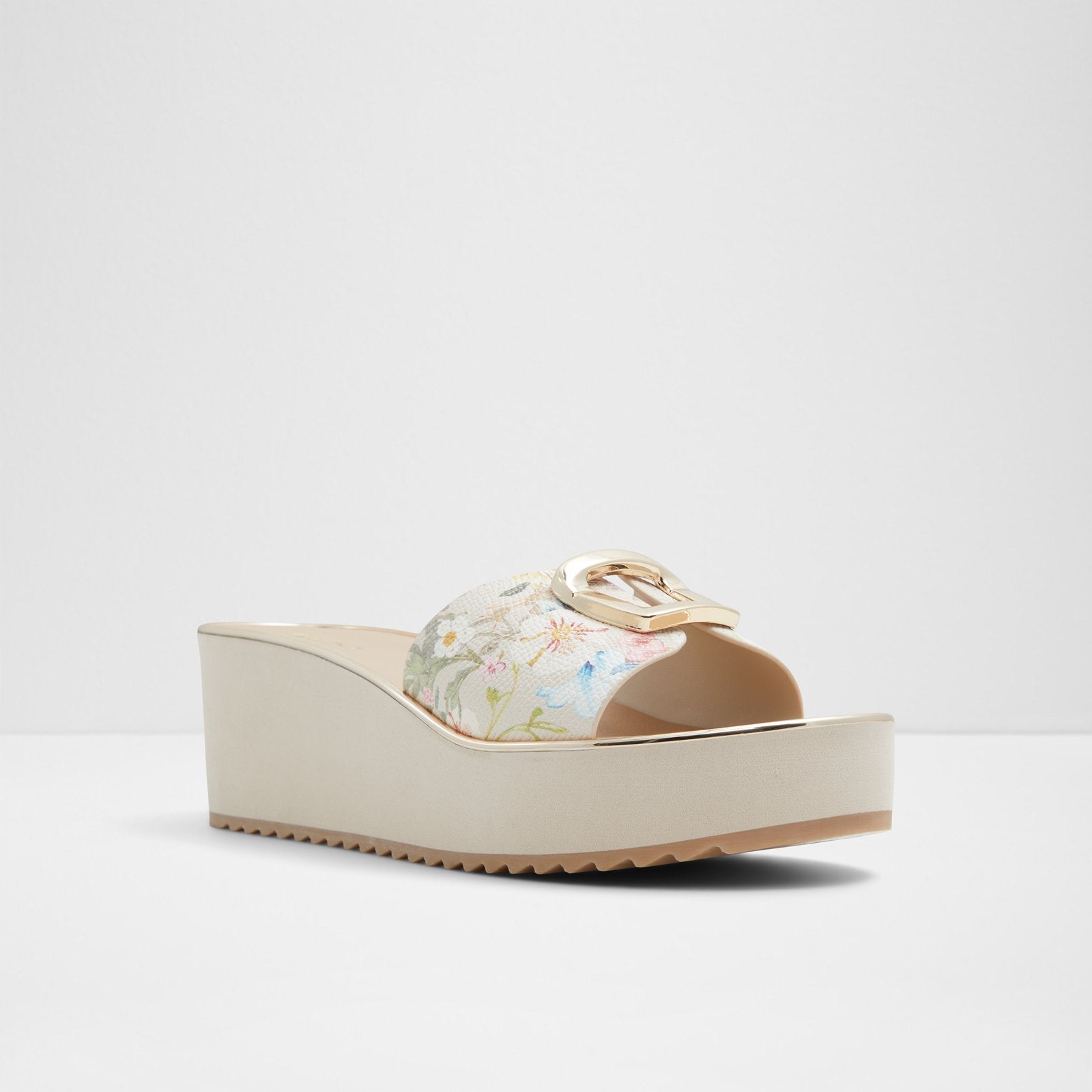 Menhaden / Beach Sandals
