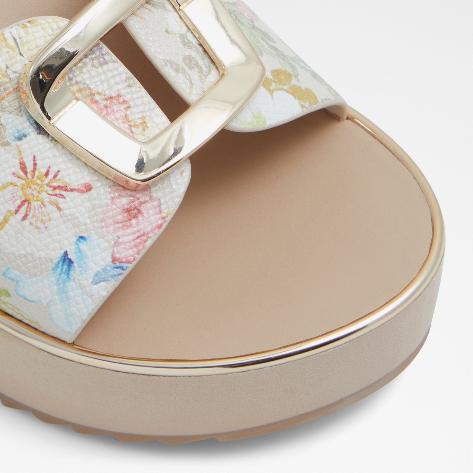 Menhaden / Beach Sandals