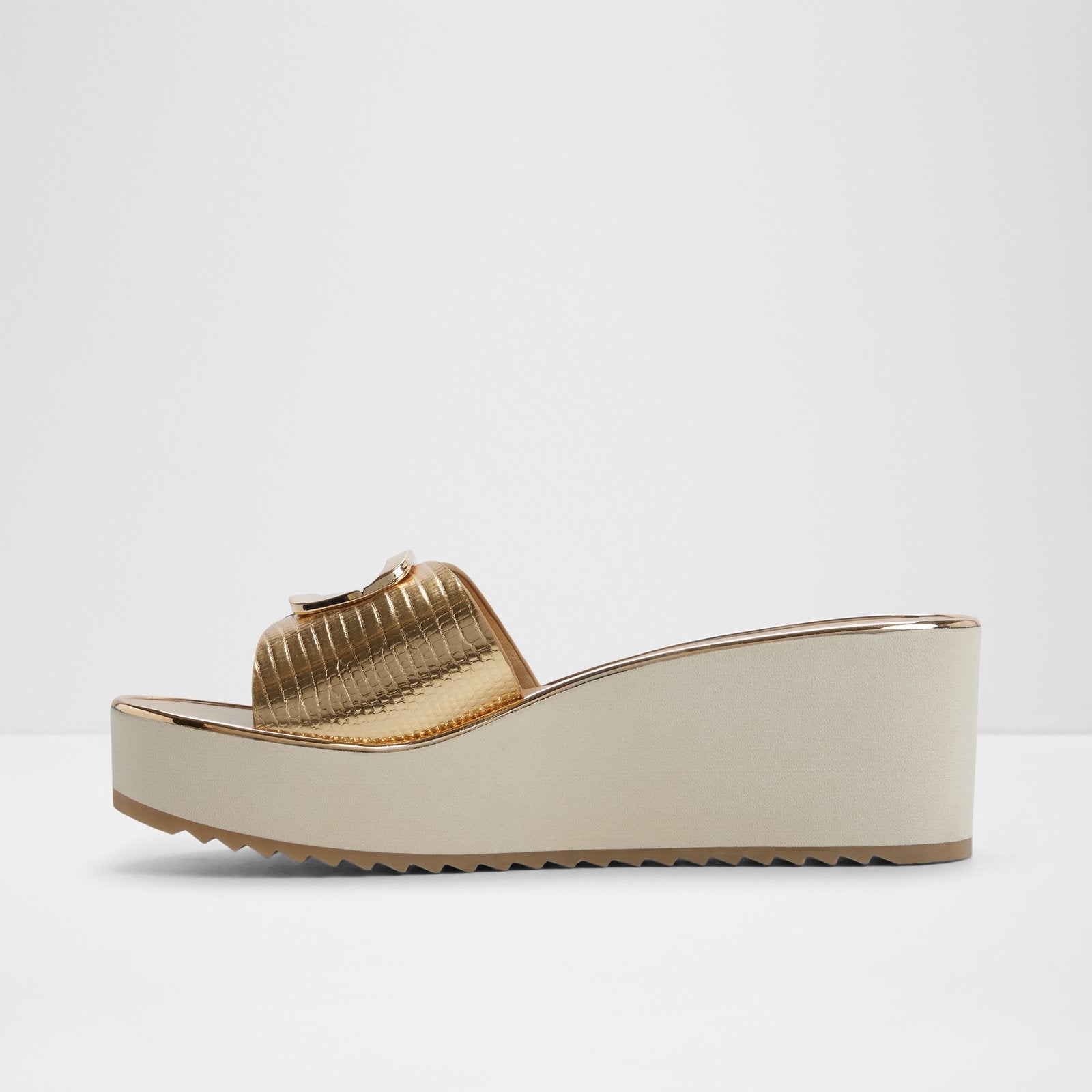 Menhaden / Beach Sandals