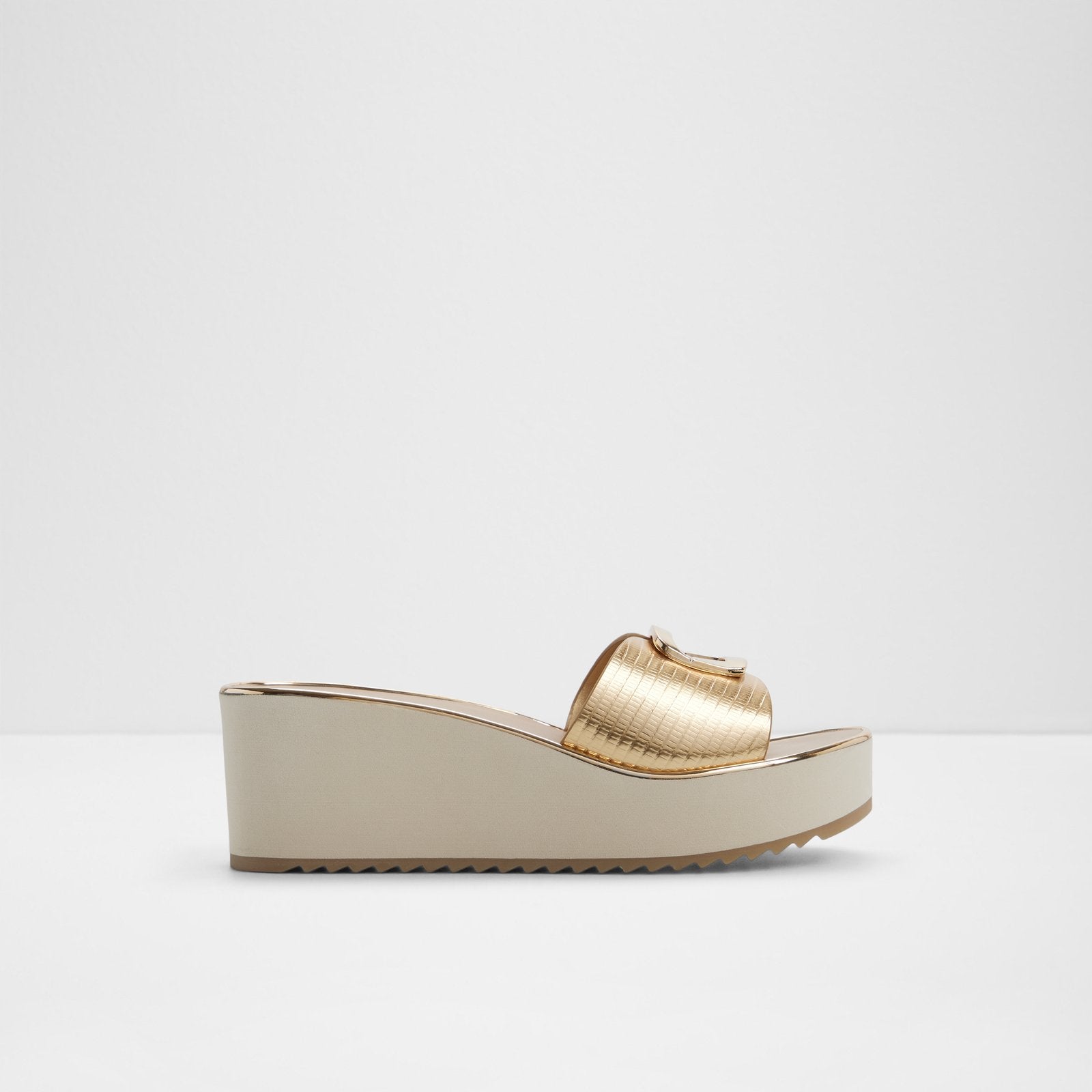 Menhaden / Beach Sandals
