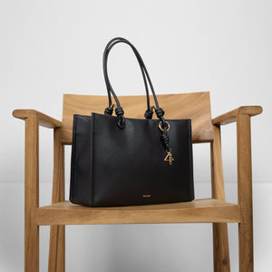 Meriala / Satchel