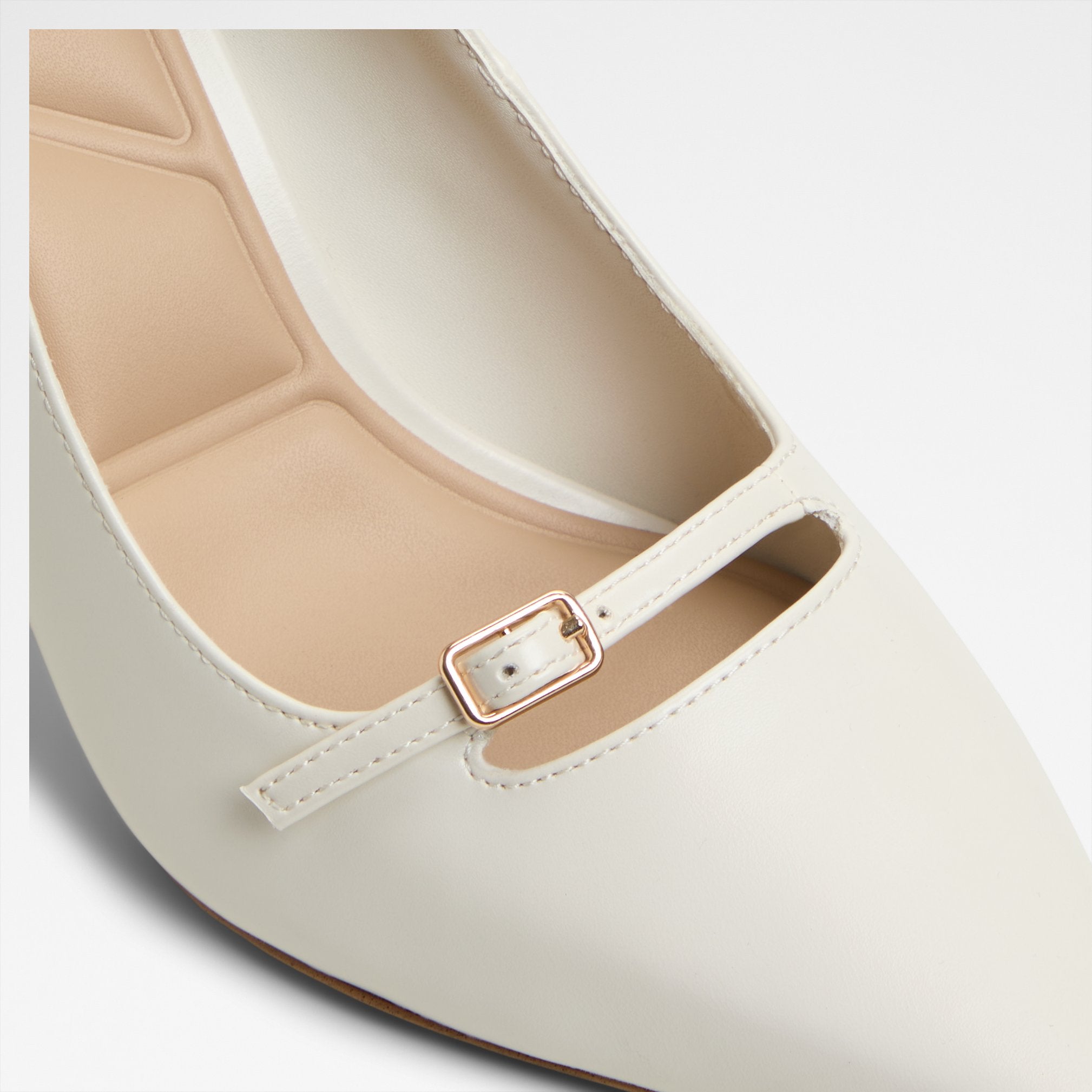 Merla / Heeled Shoes