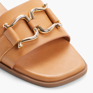 Missyy \ Flat Sandals
