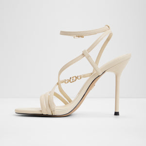 Moey / Heeled Sandals