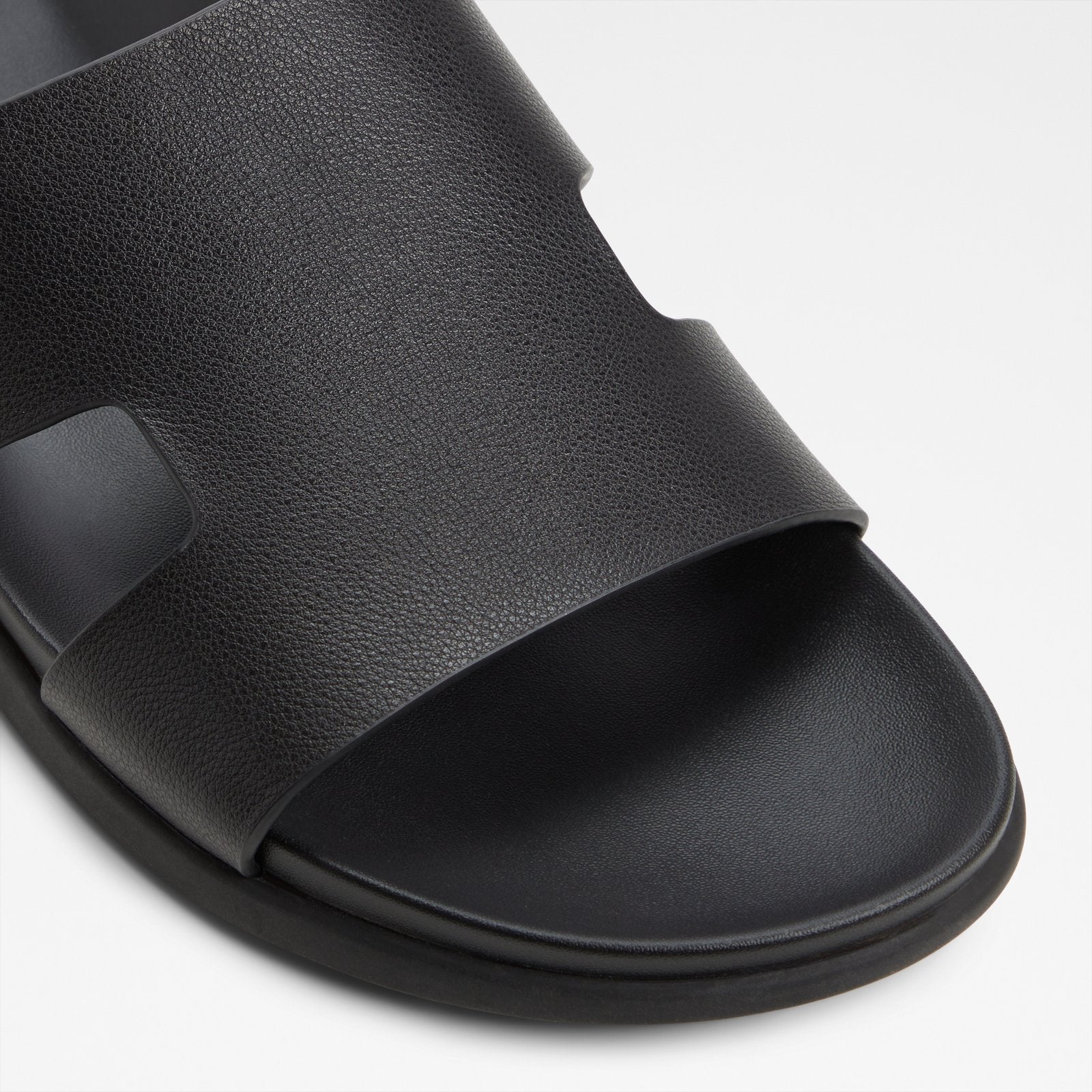 Mondi-In / Flat Sandals