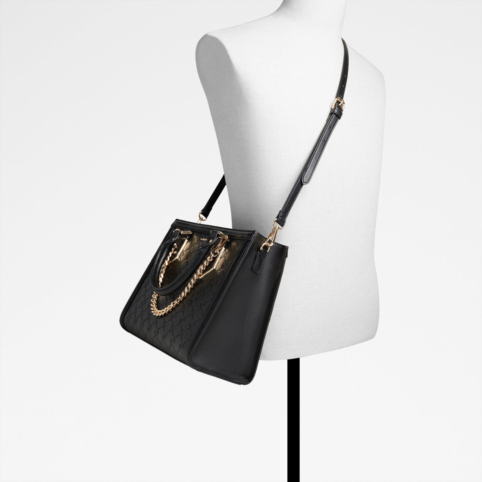 Mondiane / Satchel