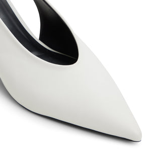 Monett / Heeled Shoes